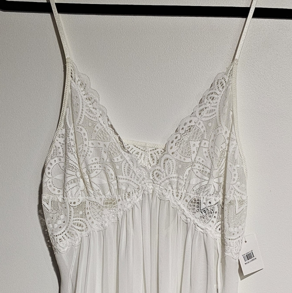 Nordstrom White Lace Chemise - Picture 1 of 3